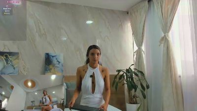 mila_star live cam on Cam4