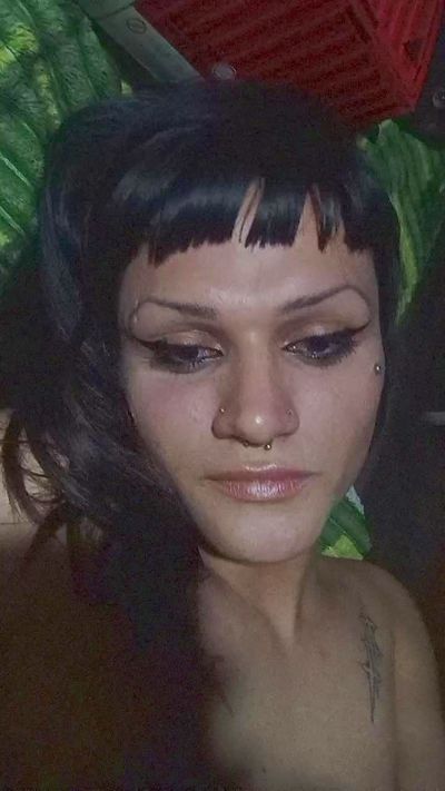 milagrosailen21 live cam on Cam4