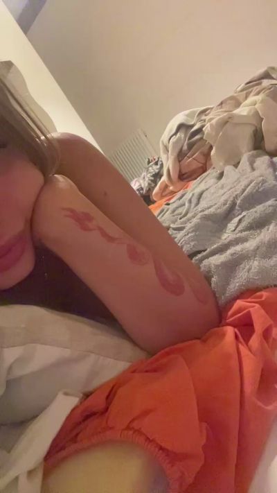 milenasmeraldi live cam on Cam4