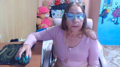 milfeddy_ live cam on Cam4