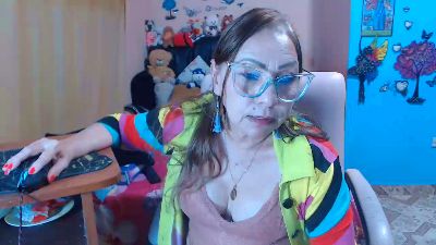 milfeddy_ live cam on Cam4