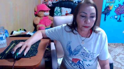 milfeddy_ live cam on Cam4