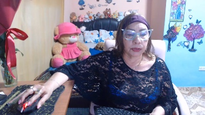 milfeddy_ live cam on Cam4