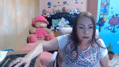 milfeddy_ live cam on Cam4