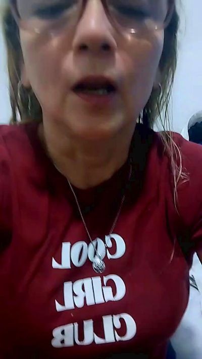 milfsexy1 live cam on Cam4