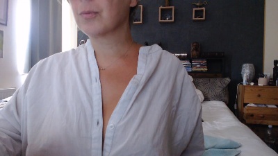 milfyanddaddy live cam on Cam4