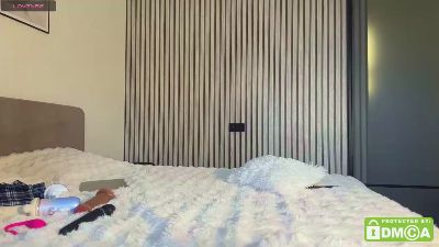 milinlo live cam on Cam4