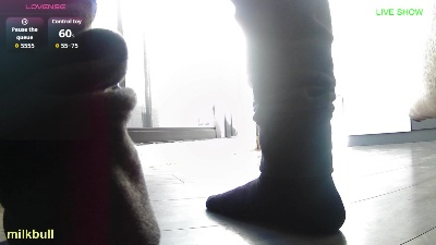 milkbull live cam on Cam4
