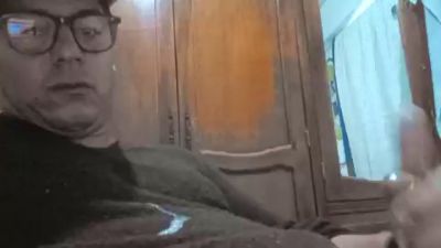 milkman_20 live cam on Cam4