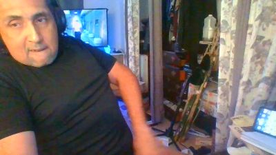 milkncookie1 live cam on Cam4