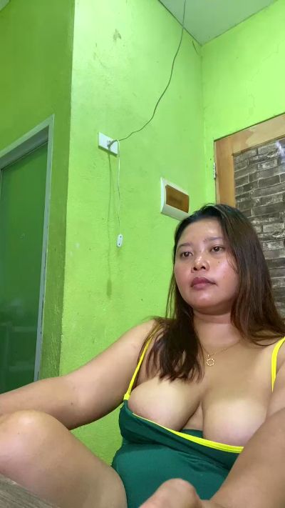 milkylat live cam on Cam4