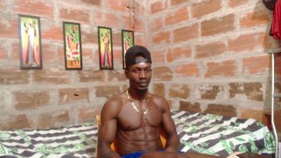 miltonn_jakee35 live cam on Cam4