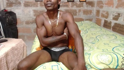 miltonn_jakee35 live cam on Cam4