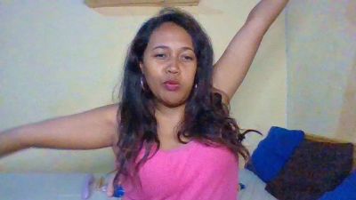 mimi18 live cam on Cam4