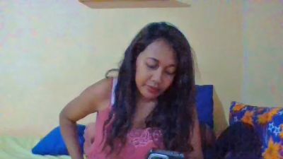 mimi18 live cam on Cam4