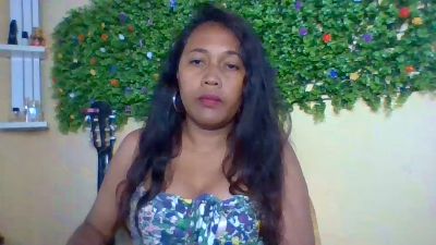 mimi18 live cam on Cam4