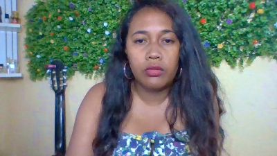 mimi18 live cam on Cam4
