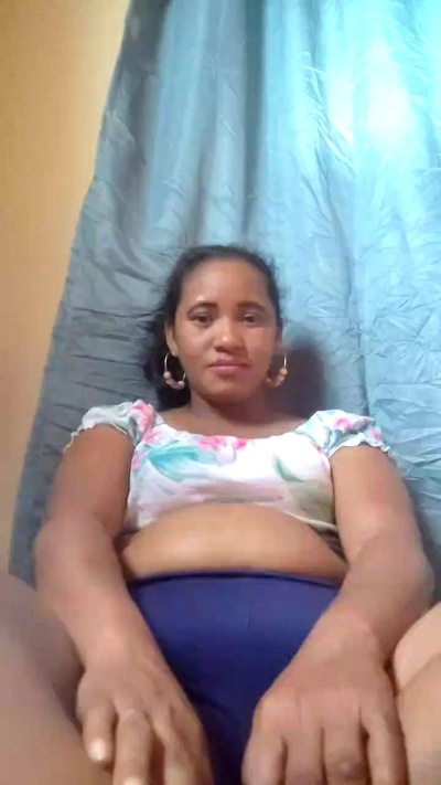 mimi37 live cam on Cam4