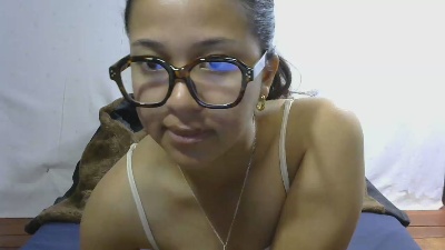 mimilah live cam on Cam4
