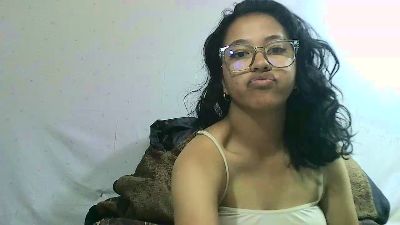mimilah live cam on Cam4