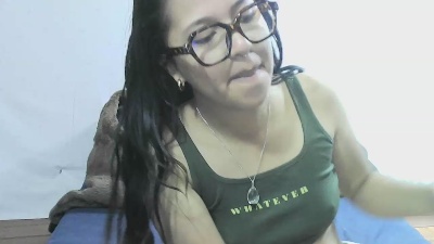 mimilah live cam on Cam4