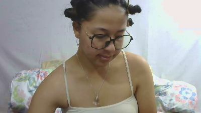 mimilah live cam on Cam4