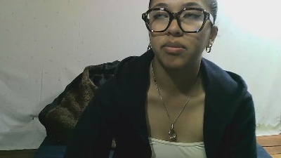mimilah live cam on Cam4