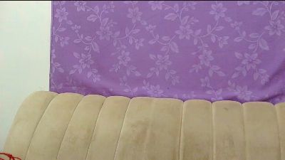 minabigmelons live cam on Cam4
