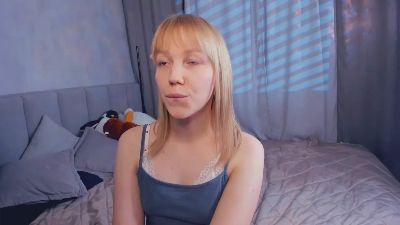 mine_dream live cam on Cam4