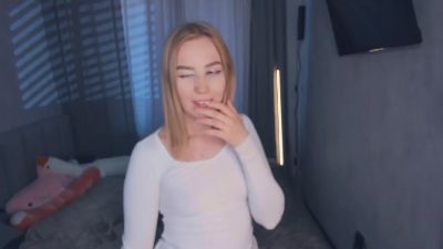mine_dream live cam on Cam4