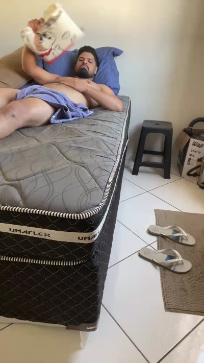 mineirinho3020 live cam on Cam4