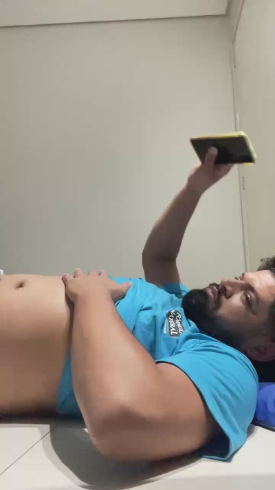 mineirinho30 live cam on Cam4