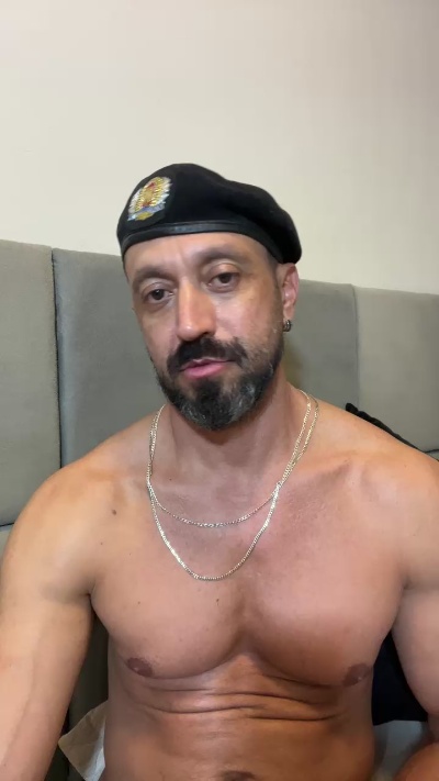mineirodotado1 live cam on Cam4