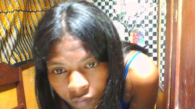 miniefunnie2 live cam on Cam4