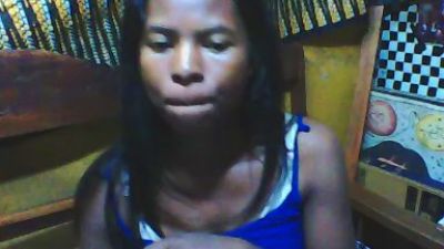 miniefunnie2 live cam on Cam4