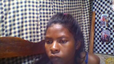 miniefunnie2 live cam on Cam4