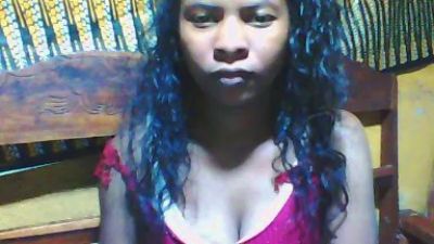 miniefunnie2 live cam on Cam4