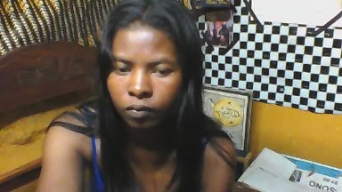 miniefunnie2 live cam on Cam4