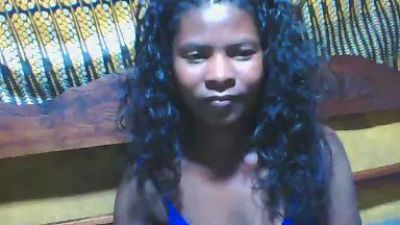 miniefunnie2 live cam on Cam4