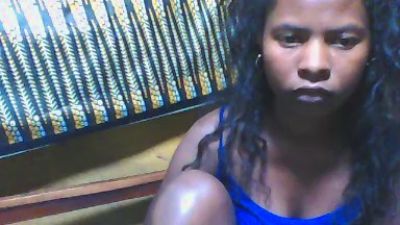miniefunnie2 live cam on Cam4