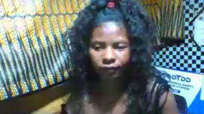 miniefunnie2 live cam on Cam4
