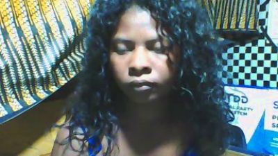 miniefunnie2 live cam on Cam4