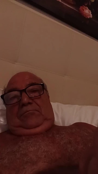 minuzzo61 live cam on Cam4