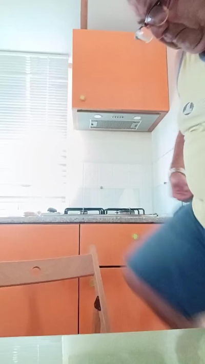 minuzzo61 live cam on Cam4