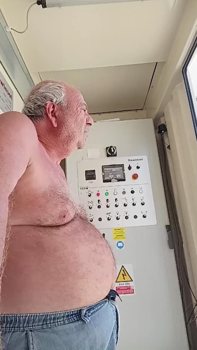 minuzzo61 live cam on Cam4