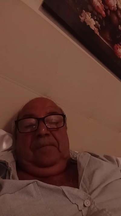 minuzzo61 live cam on Cam4