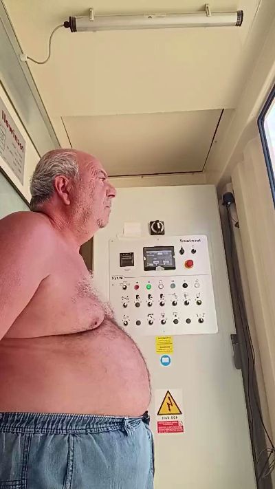 minuzzo61 live cam on Cam4