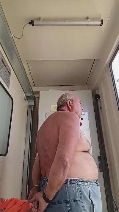 minuzzo61 live cam on Cam4