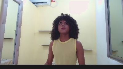 minychip_femboy live cam on Cam4