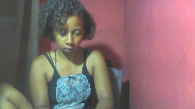 miora21 live cam on Cam4